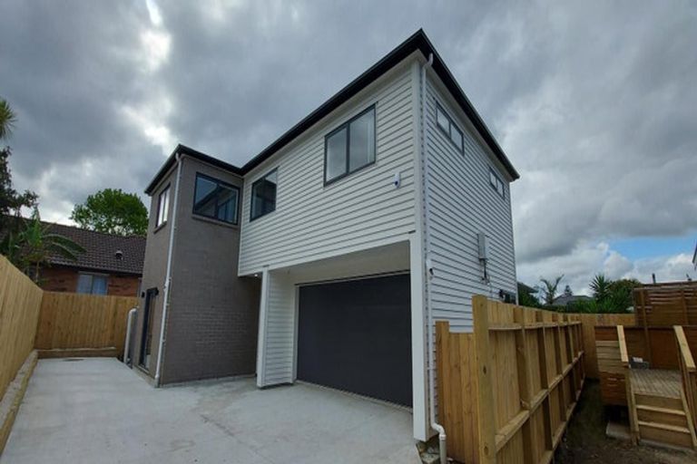 Photo of property in 708b Te Atatu Road, Te Atatu Peninsula, Auckland, 0610