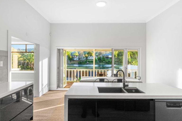 Photo of property in 2 Cobden Street, Gisborne, 4010