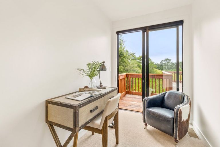 Photo of property in 8 Collings Drive, Lucas Heights, Albany, 0793