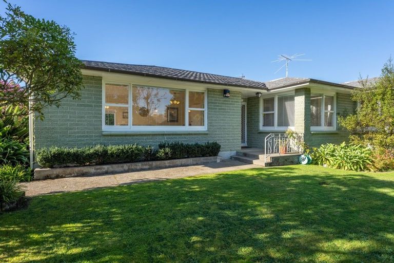 Photo of property in 5 Leybourne Avenue, Waikanae, 5036