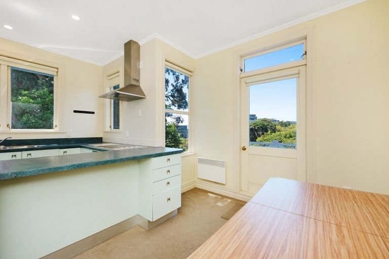Photo of property in 23f5 Glenbervie Terrace, Thorndon, Wellington, 6011