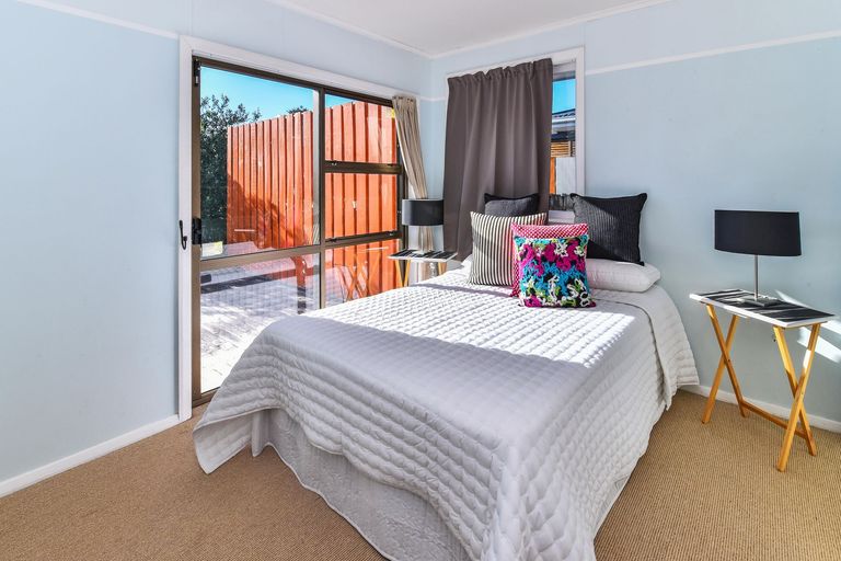 Photo of property in 1/35 Hill Crescent, Papakura, 2110