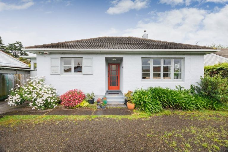 Photo of property in 5 Anderson Street, Hokowhitu, Palmerston North, 4410