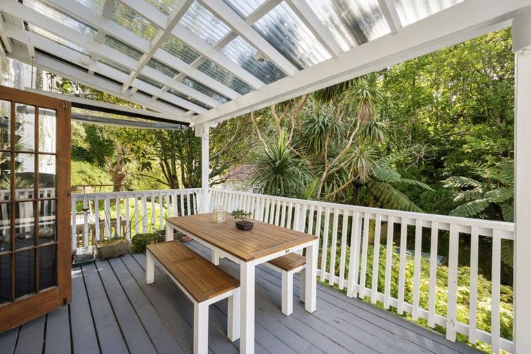 Photo of property in 28 Devon Street, Aro Valley, Wellington, 6021