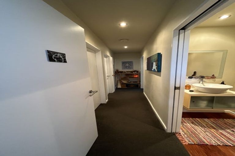 Photo of property in 282 Motutara Road, Muriwai, Waimauku, 0881