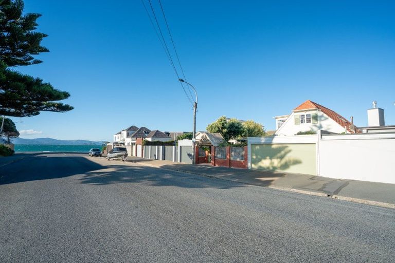 Photo of property in 9 Falkirk Avenue, Seatoun, Wellington, 6022