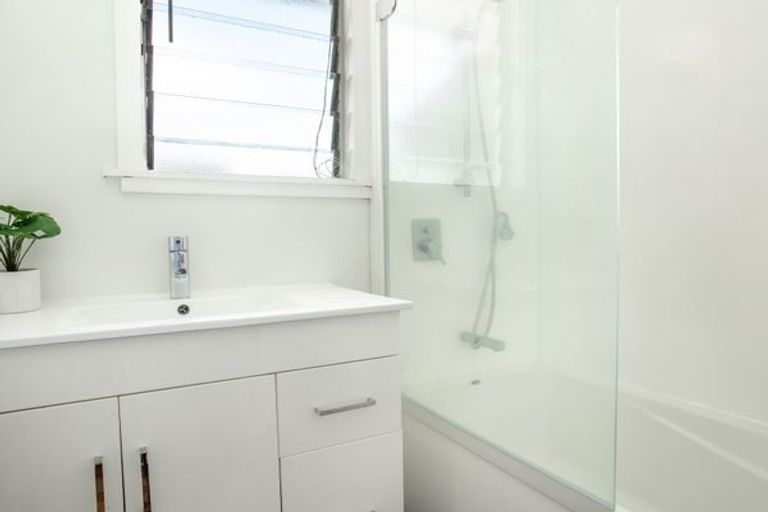 Photo of property in 4 Griffiths Place, Claudelands, Hamilton, 3214