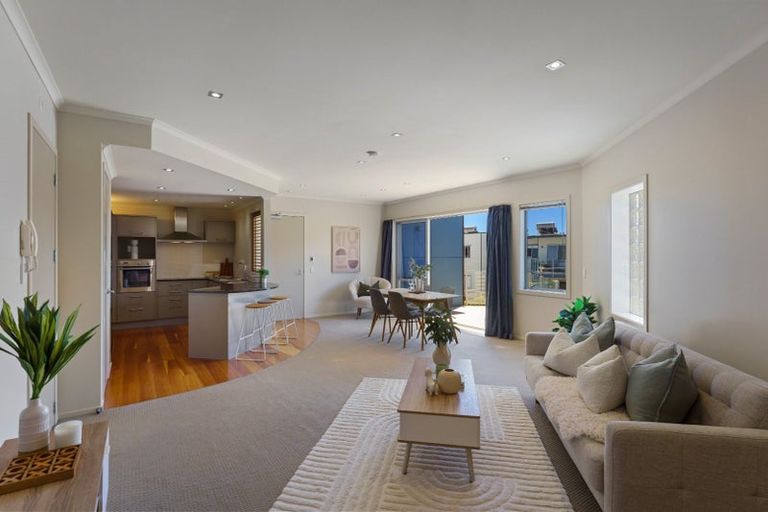 Photo of property in 4-u27 Seaview Road, Paraparaumu Beach, Paraparaumu, 5032