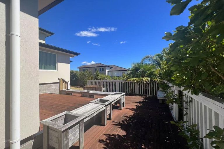 Photo of property in 86 Oakway Drive, Schnapper Rock, Auckland, 0632