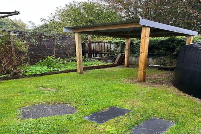 Photo of property in 1274 Egmont Road, Egmont Village, New Plymouth, 4372