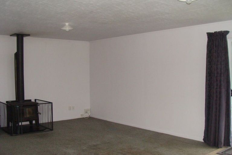 Photo of property in 7a Standish Street, Inglewood, 4330