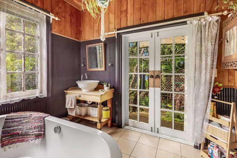 Photo of property in 16 Cole Street, Dannevirke, 4930