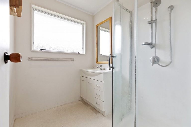 Photo of property in 8 Milsom Place, Te Puke, 3119