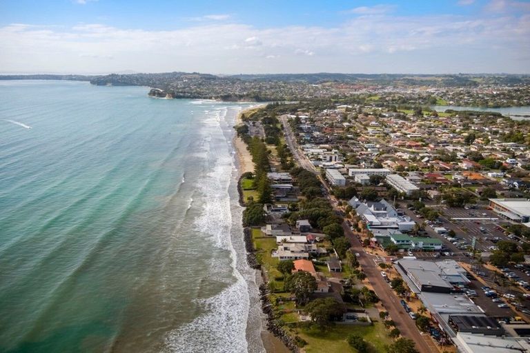 Photo of property in 305 Hibiscus Coast Highway, Orewa, 0931