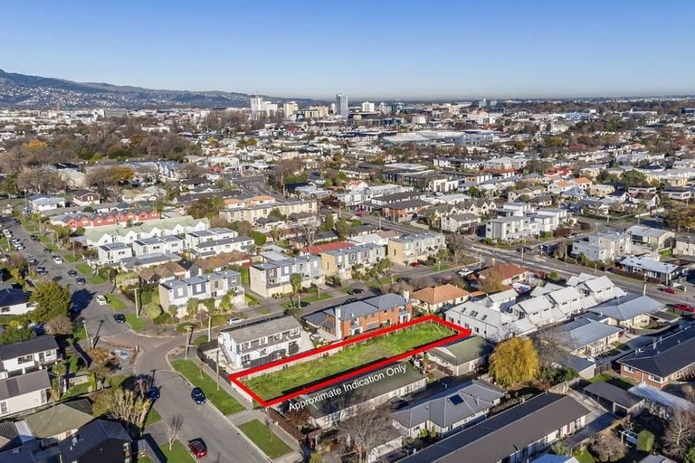 Photo of property in 49 Geraldine Street, Edgeware, Christchurch, 8013