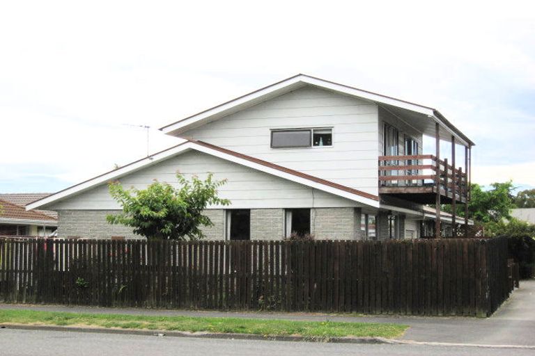 Photo of property in 121 Hay Street, Bromley, Christchurch, 8062