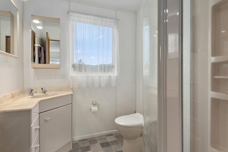 Photo of property in 5 Patutu Grove, Trentham, Upper Hutt, 5018