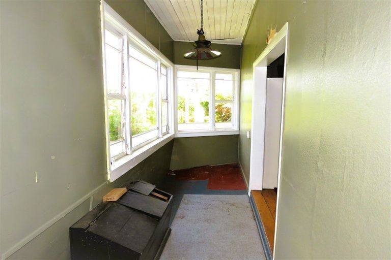 Photo of property in 31 Brougham Street, Westport, 7825