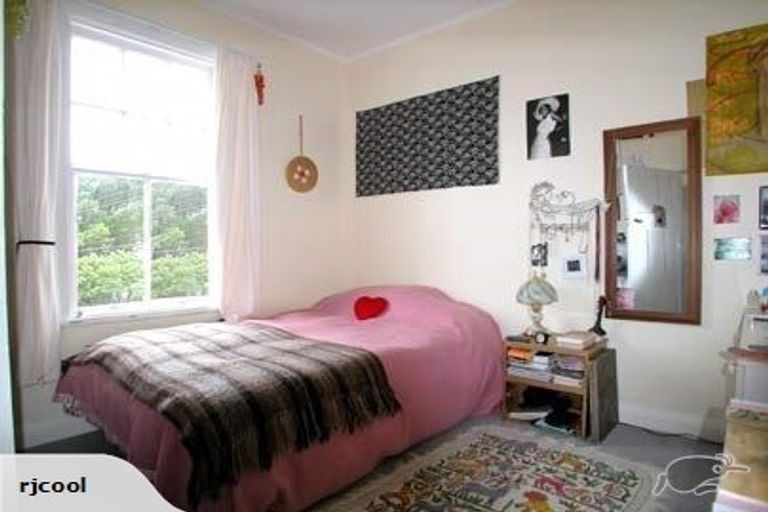 Photo of property in 12u1 Myrtle Crescent, Mount Cook, Wellington, 6021