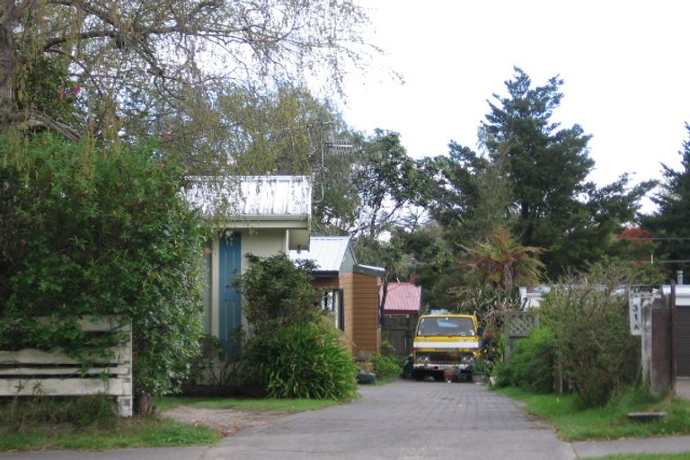 Photo of property in 31 Hinekura Avenue, Taupo, 3330