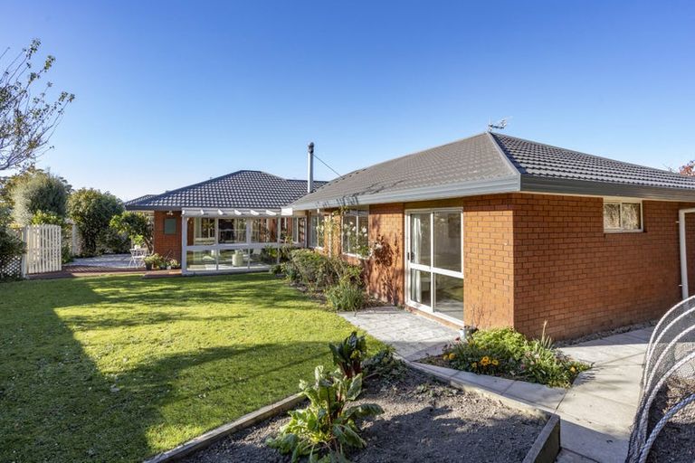 Photo of property in 9 Thoresby Mews, Avonhead, Christchurch, 8042