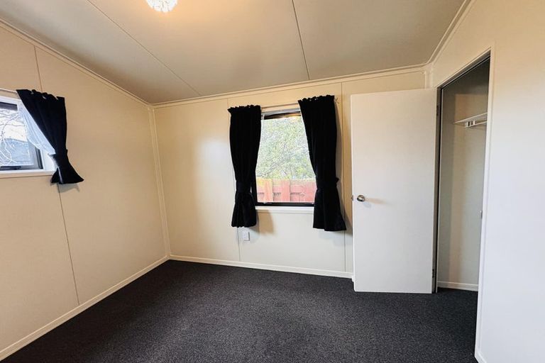 Photo of property in 67 Rhodes Drive, Kelvin Grove, Palmerston North, 4414