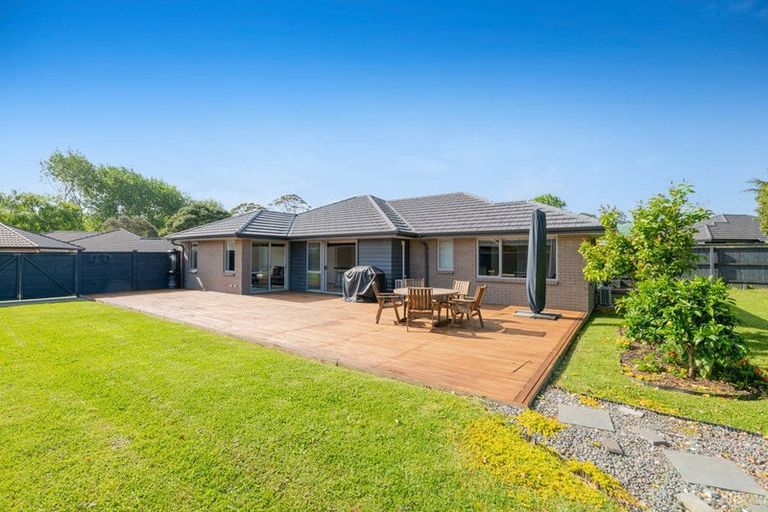 Photo of property in 7 Riverboat Lane, Helensville, 0800
