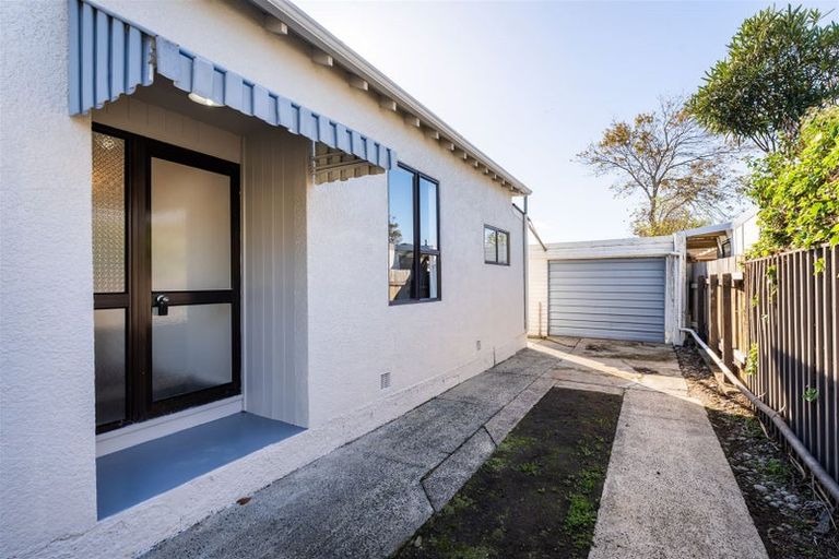 Photo of property in 40 Kirkcaldy Street, South Dunedin, Dunedin, 9012