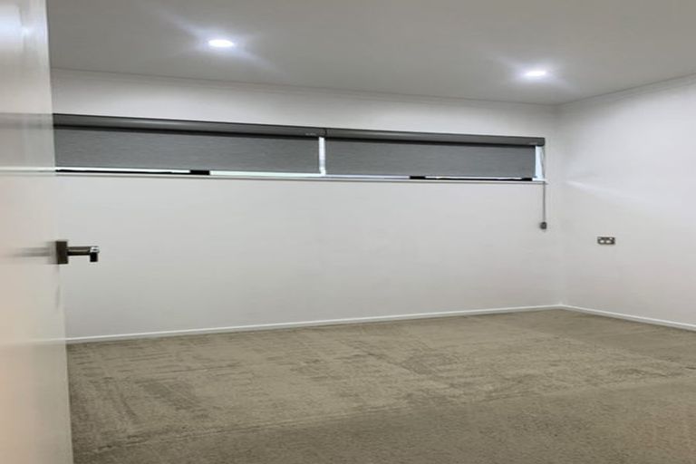 Photo of property in 23 Matata Drive, Takanini, 2112