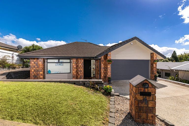 Photo of property in 4 Clapton Place, Henderson, Auckland, 0612