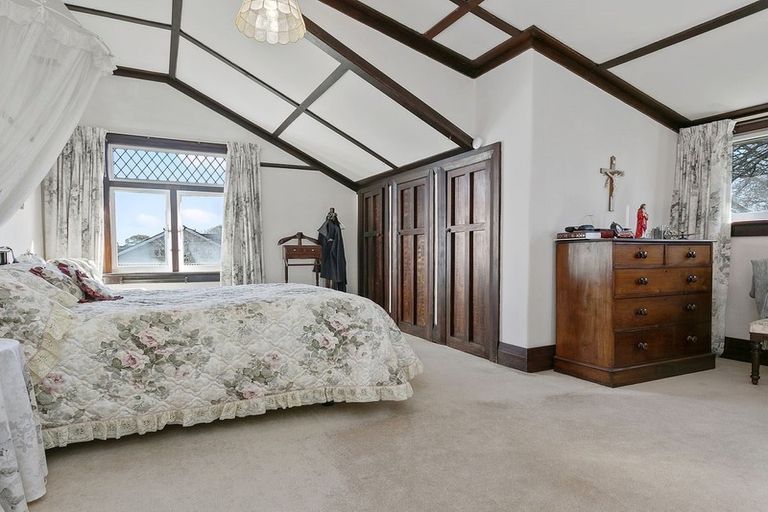 Photo of property in 92 Hall Street, Cambridge, 3434