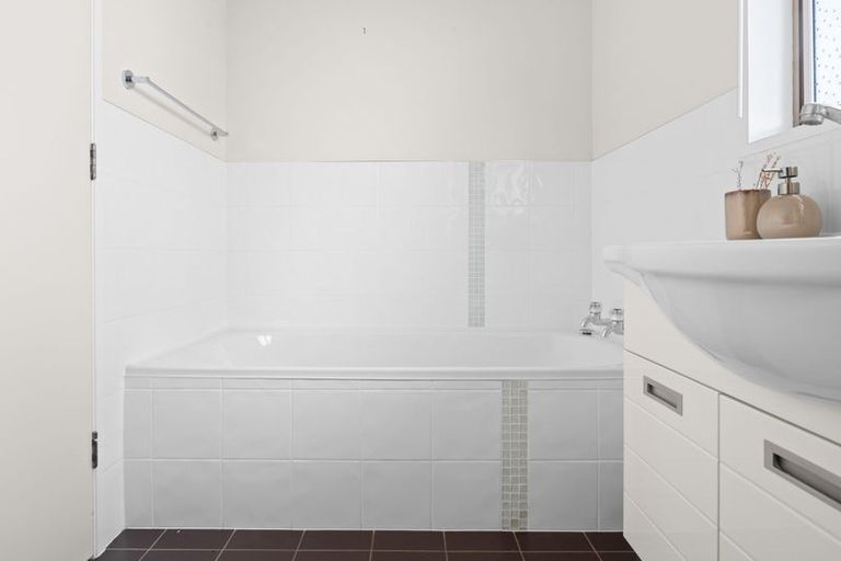 Photo of property in 6 Cranmere Drive, Tamahere, Hamilton, 3283