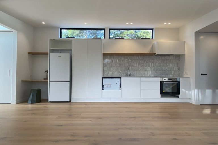 Photo of property in 131e Rosier Road, Glen Eden, Auckland, 0602