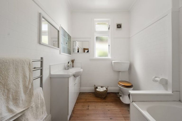 Photo of property in 7 Liardet Street, Vogeltown, Wellington, 6021