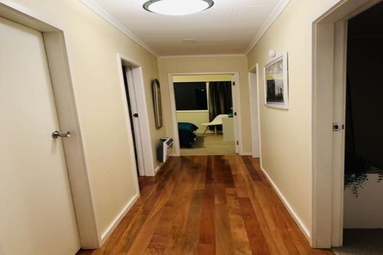 Photo of property in 31a Mandalay Terrace, Khandallah, Wellington, 6035
