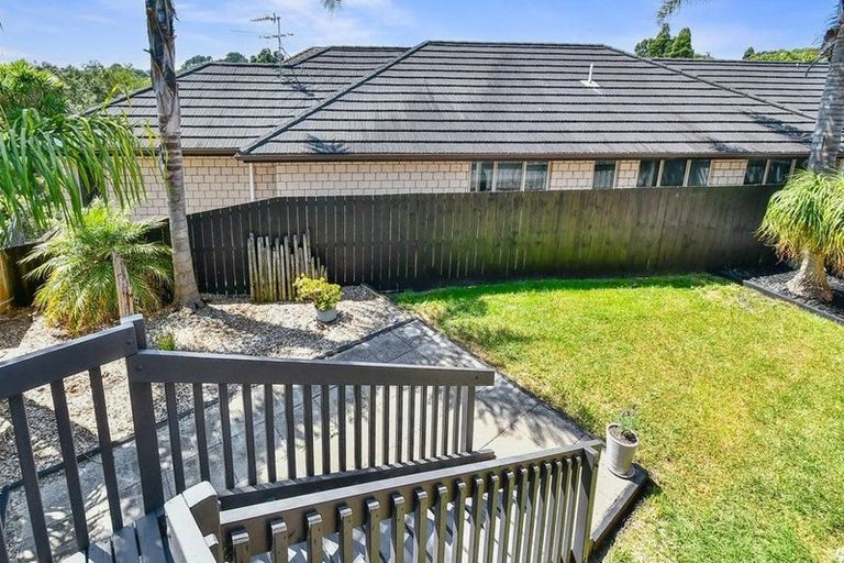 Photo of property in 11a Logan Place, Waiuku, 2123