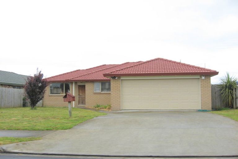 Photo of property in 4 Les Marston Place, Pukekohe, 2120