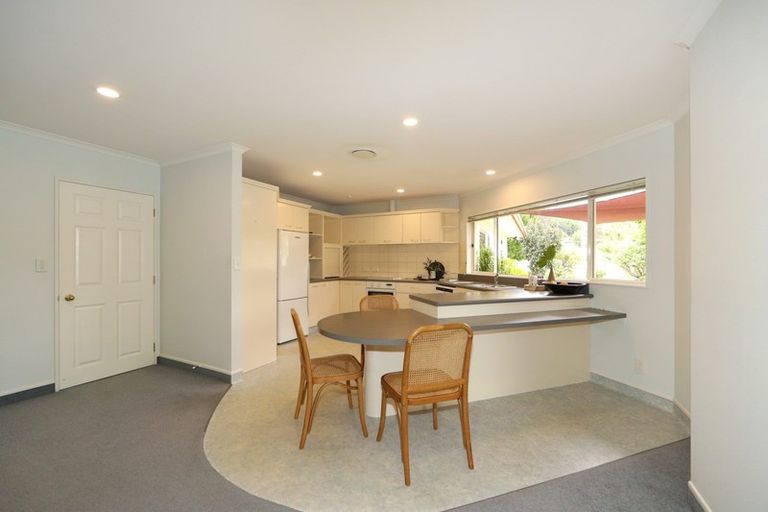 Photo of property in 2 Dules Walk, Taradale, Napier, 4112