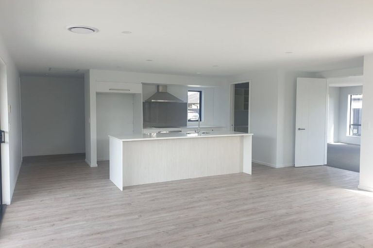 Photo of property in 8 Selfe Crescent, Burwood, Christchurch, 8083