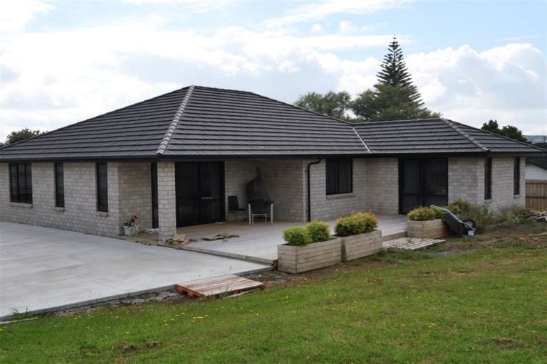 Photo of property in 59 Lough Bourne Drive, Pukekohe, 2120