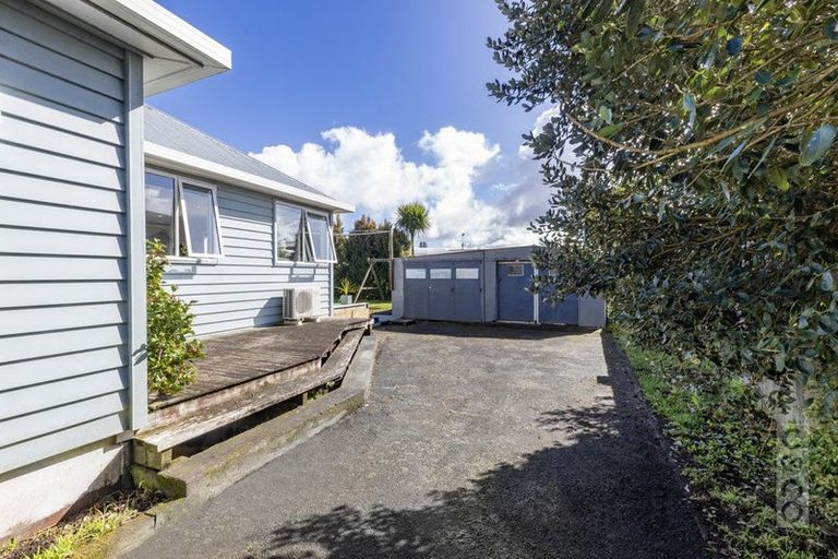 Photo of property in 23 Kaipara Portage Road, Riverhead, 0820