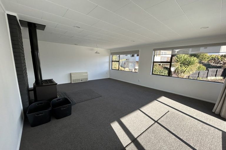 Photo of property in 71 Manuka Crescent, Wanaka, 9305