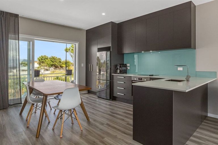 Photo of property in 8 Kopua Place, Whitby, Porirua, 5024