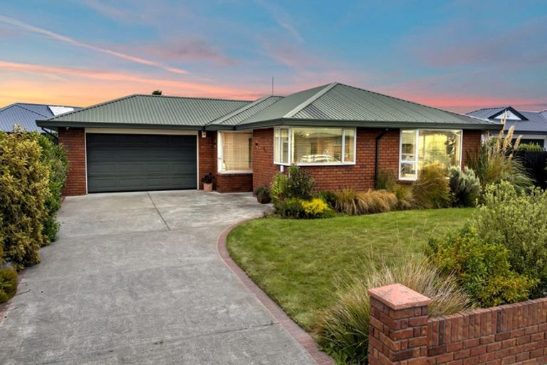 Photo of property in 16 Thistledown Place, Woolston, Christchurch, 8062
