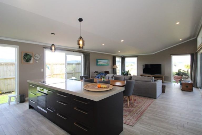 Photo of property in 429 Matarangi Drive, Matarangi, Whitianga, 3592