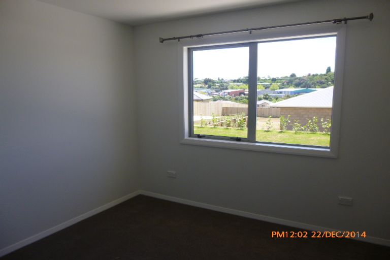 Photo of property in 23 Fairfax Crescent, Pyes Pa, Tauranga, 3112