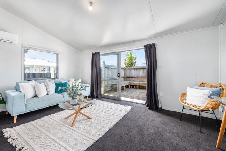 Photo of property in 150 Heretaunga Street, Palmerston North, 4414