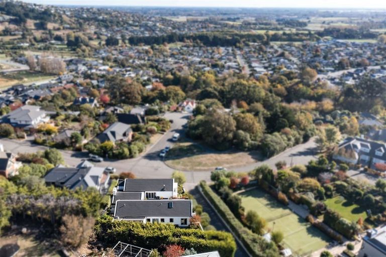 Photo of property in 41 Bengal Drive, Cashmere, Christchurch, 8022
