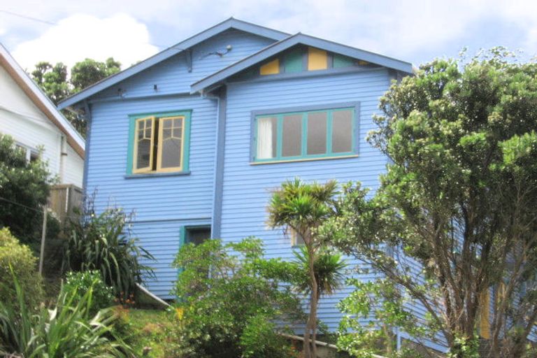 Photo of property in 15 Clyde Street, Island Bay, Wellington, 6023
