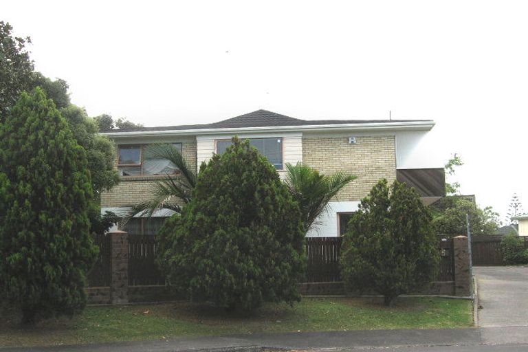 Photo of property in 5 Sunrise Lane, Te Atatu South, Auckland, 0610